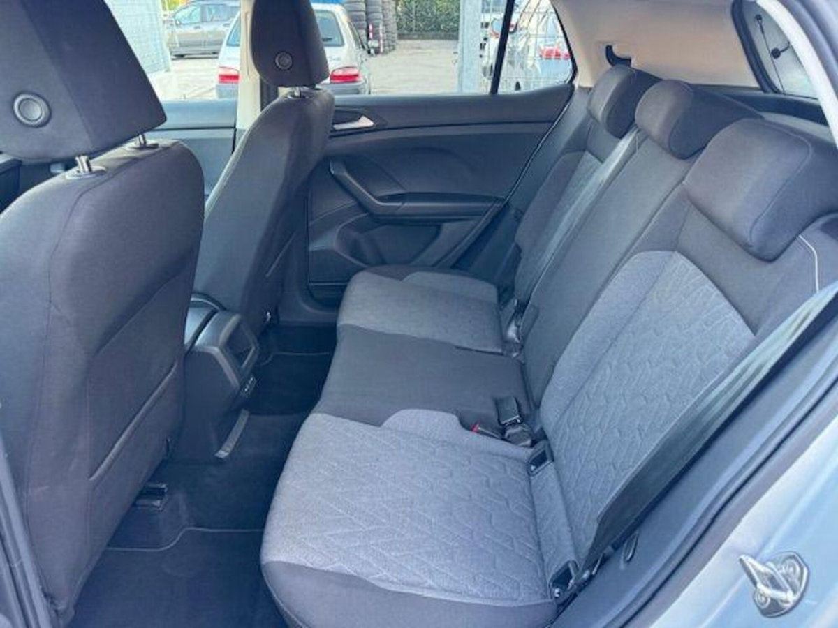 Volkswagen T-Cross 1.0 tsi Life 115cv dsg (8)