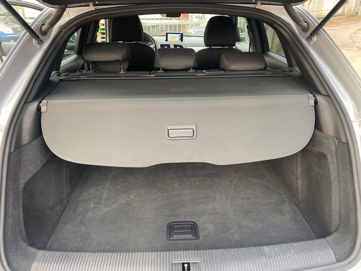 Audi Q3 2.0 TDI 120 CV Sport (16)