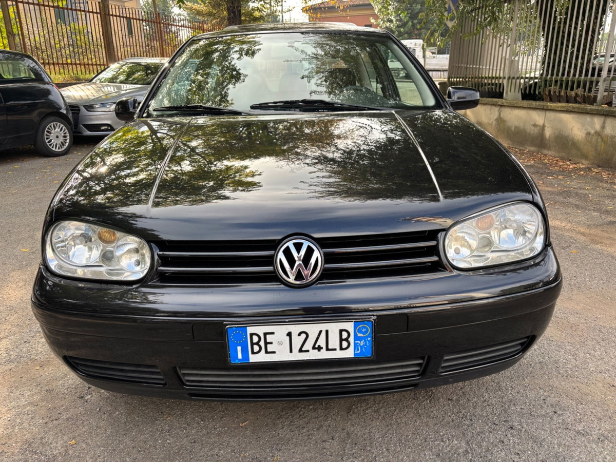 Volkswagen Golf 1.8 turbo 20V cat 3p. GTI (2)