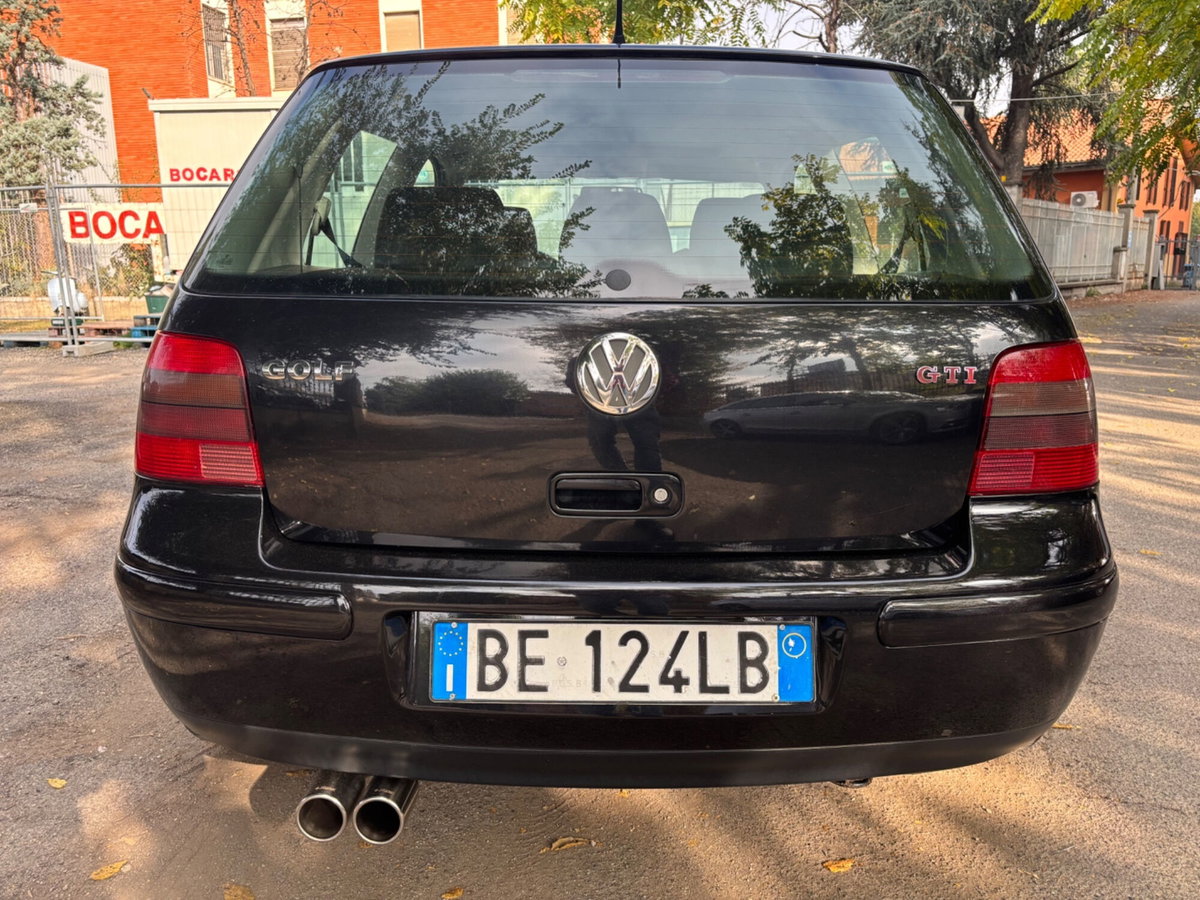 Volkswagen Golf 1.8 turbo 20V cat 3p. GTI (6)