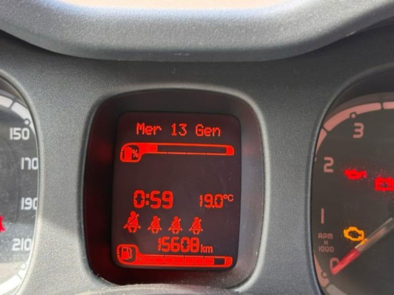Fiat Panda Cross 1.0 firefly hybrid Cross s&s 70cv 5p.ti