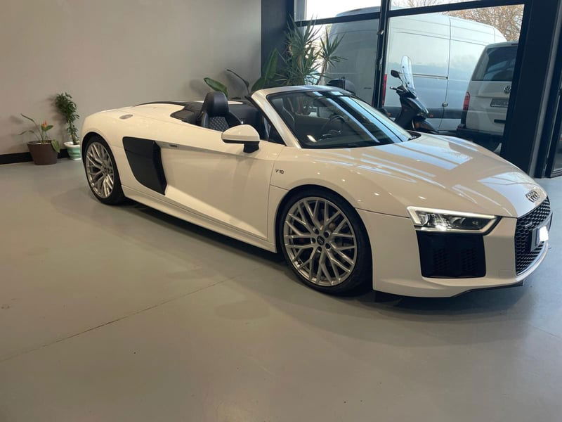 Audi R8 Cabrio Spyder 5.2 FSI RWS S tronic