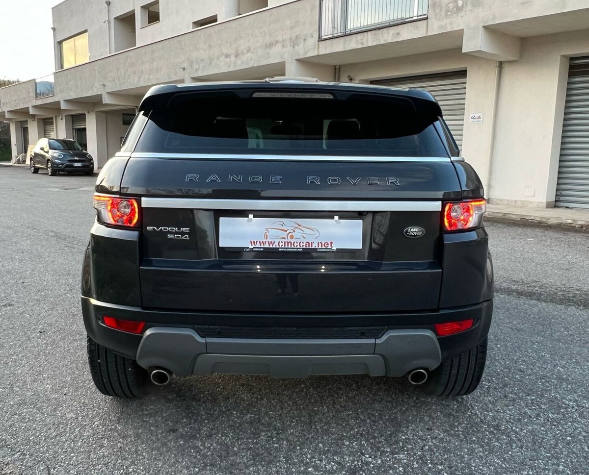 Land Rover Range Rover Evoque 2.2 Sd4 5p. Pure (2)