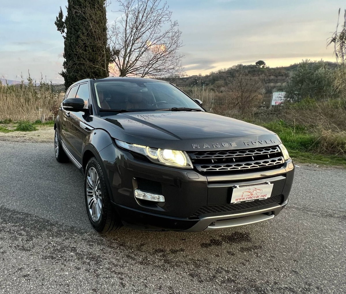 Land Rover Range Rover Evoque 2.2 Sd4 5p. Pure (3)