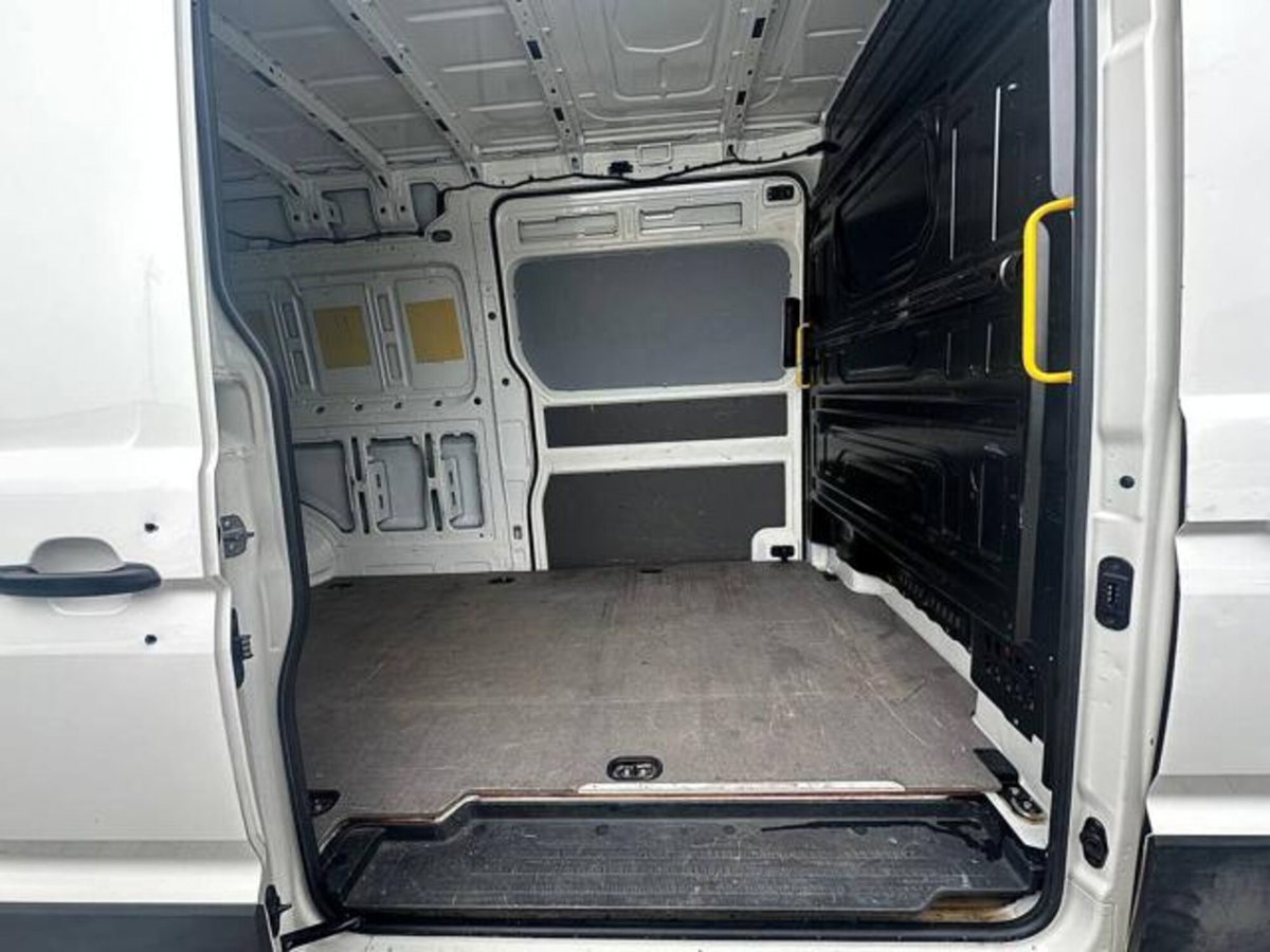 Volkswagen Veicoli Commerciali Crafter Furgone 35 2.0 tdi 140cv L4H3 (12)