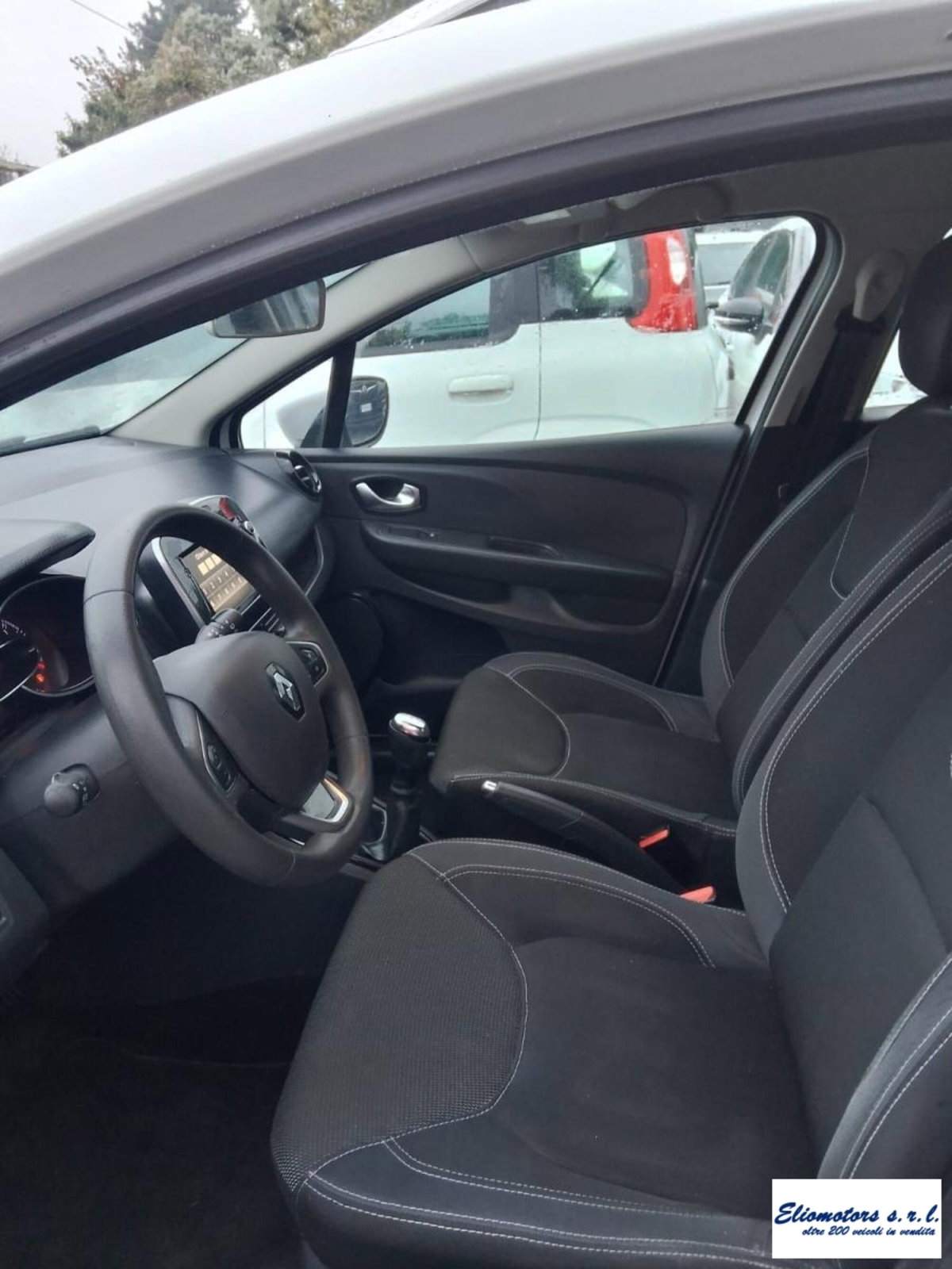 Renault Clio dCi 8V 75 CV 5 porte Business (6)