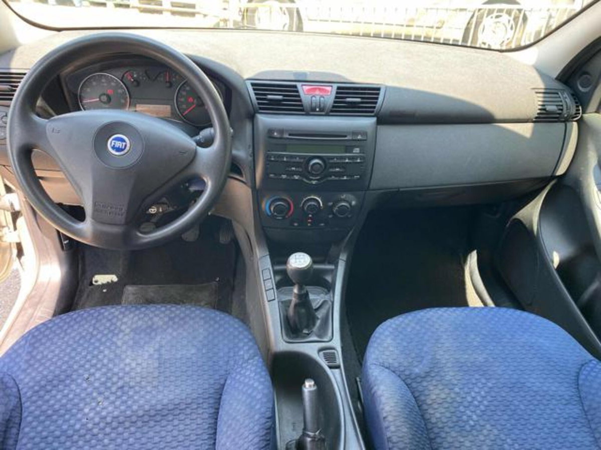 Fiat Stilo 1.6i 16V 5 porte Active (12)