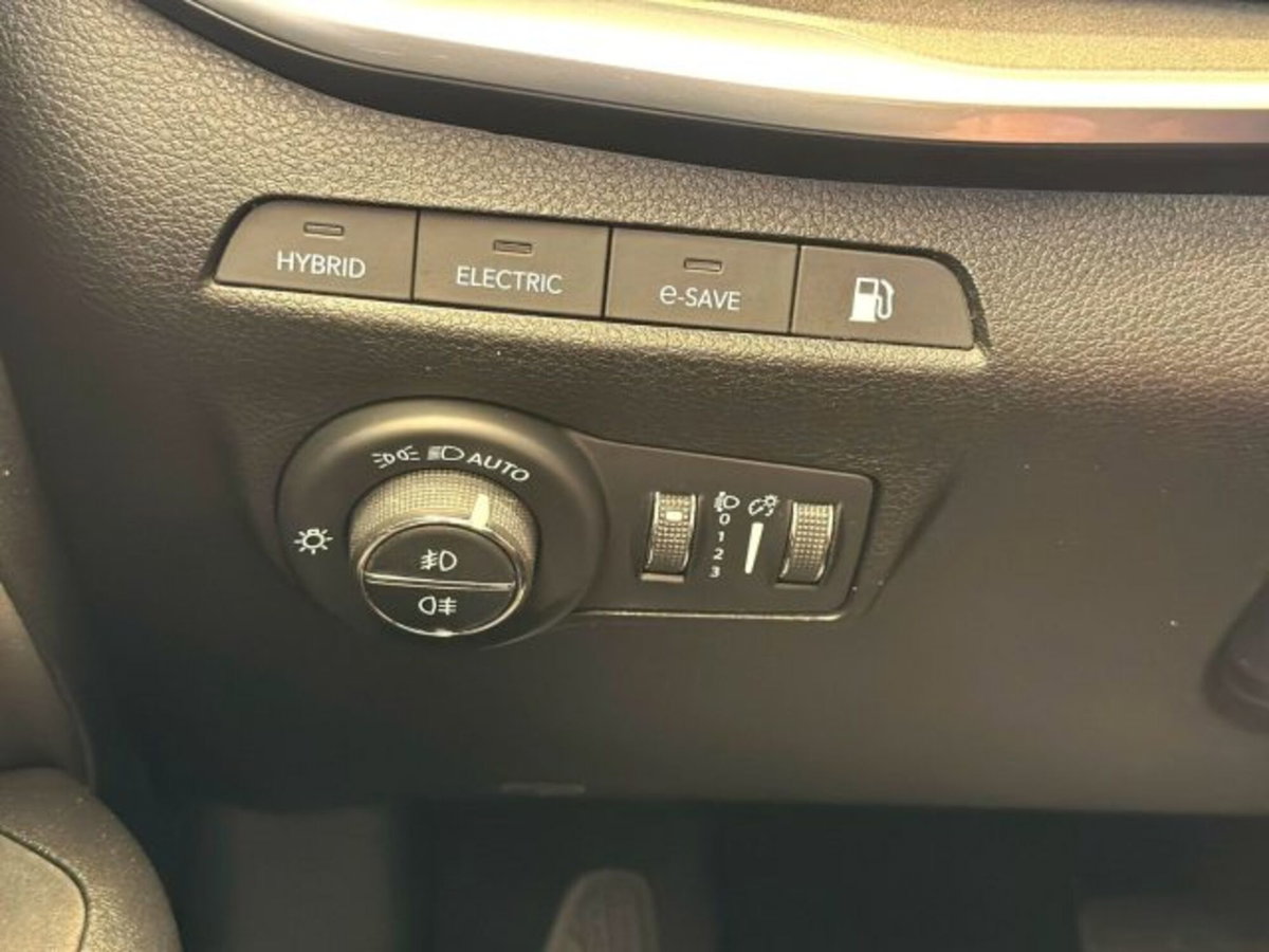 Jeep Compass 1.3 T4 190CV PHEV AT6 4xe Limited (14)