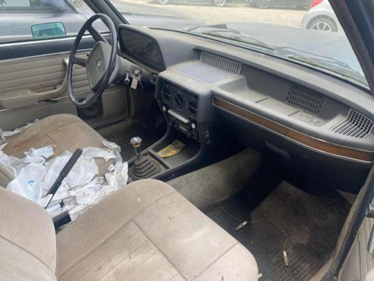 BMW Serie 5 520 (8)