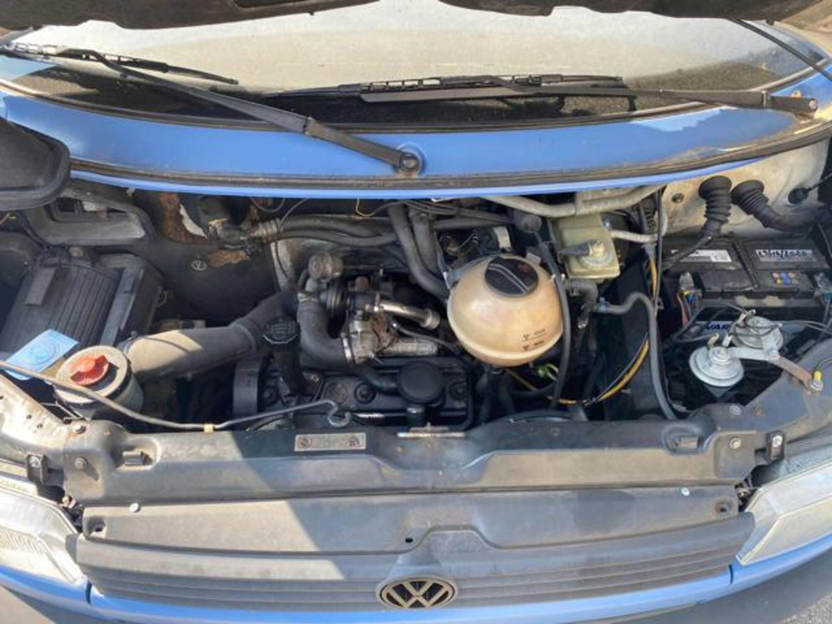 Volkswagen Veicoli Commerciali Transporter Furgone 1.9 TD cat Caravelle GL (15)