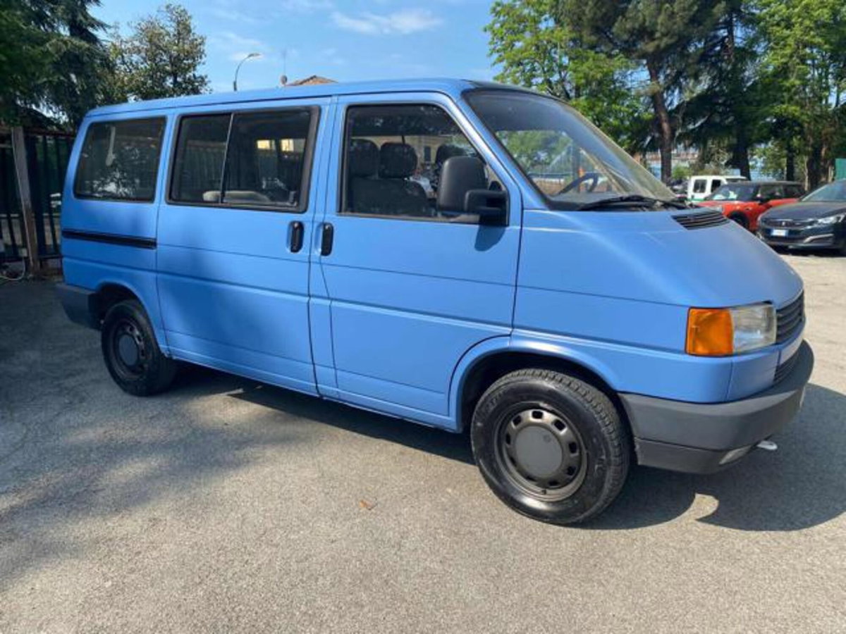 Volkswagen Veicoli Commerciali Transporter Furgone 1.9 TD cat Caravelle GL (3)