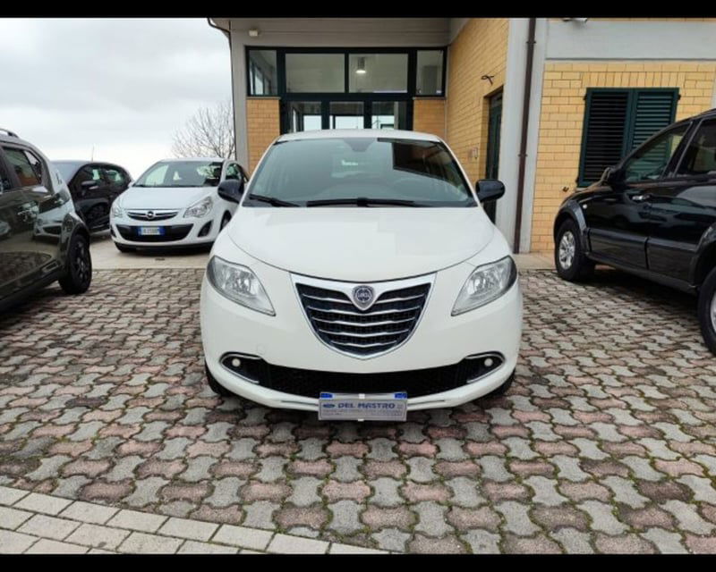 Lancia Ypsilon 0.9 TwinAir 85 CV 5 porte Metano Ecochic Gold