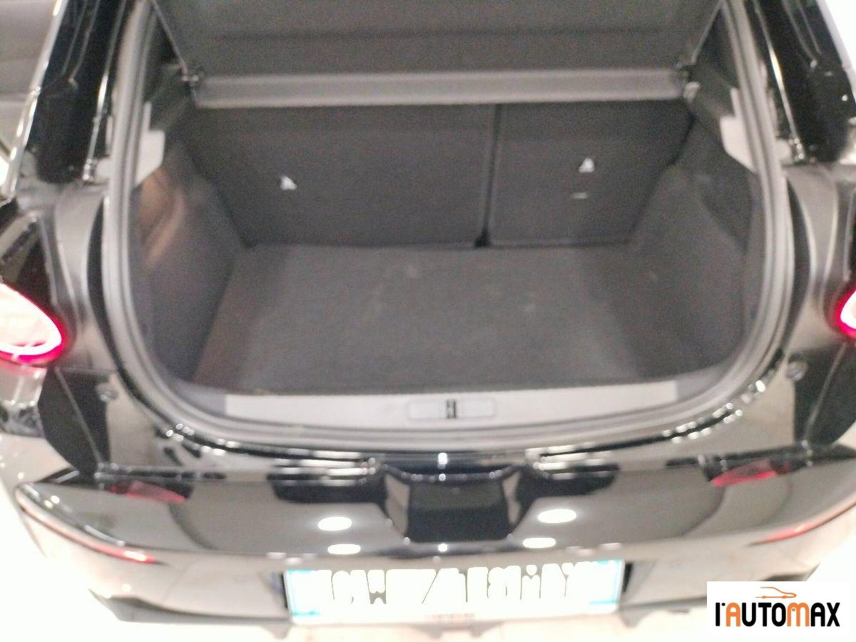 Lancia Ypsilon 1.2 mhev Edizione Limitata Cassina e-dct (19)