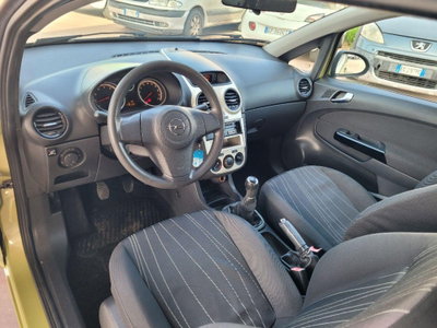Opel Corsa 1.2 80CV 3 porte GPL-TECH Club (15)