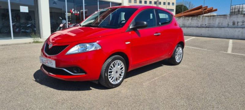 Lancia Ypsilon 1.2 69 CV 5 porte GPL Ecochic Silver 