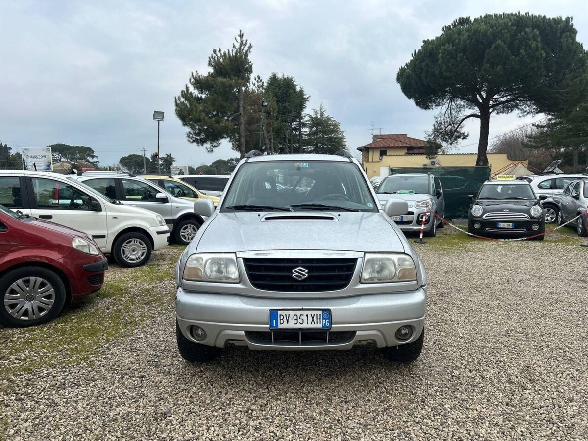 Suzuki Grand Vitara TDI S.W. (2)