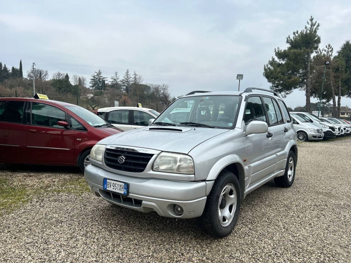 Suzuki Grand Vitara TDI S.W. (3)