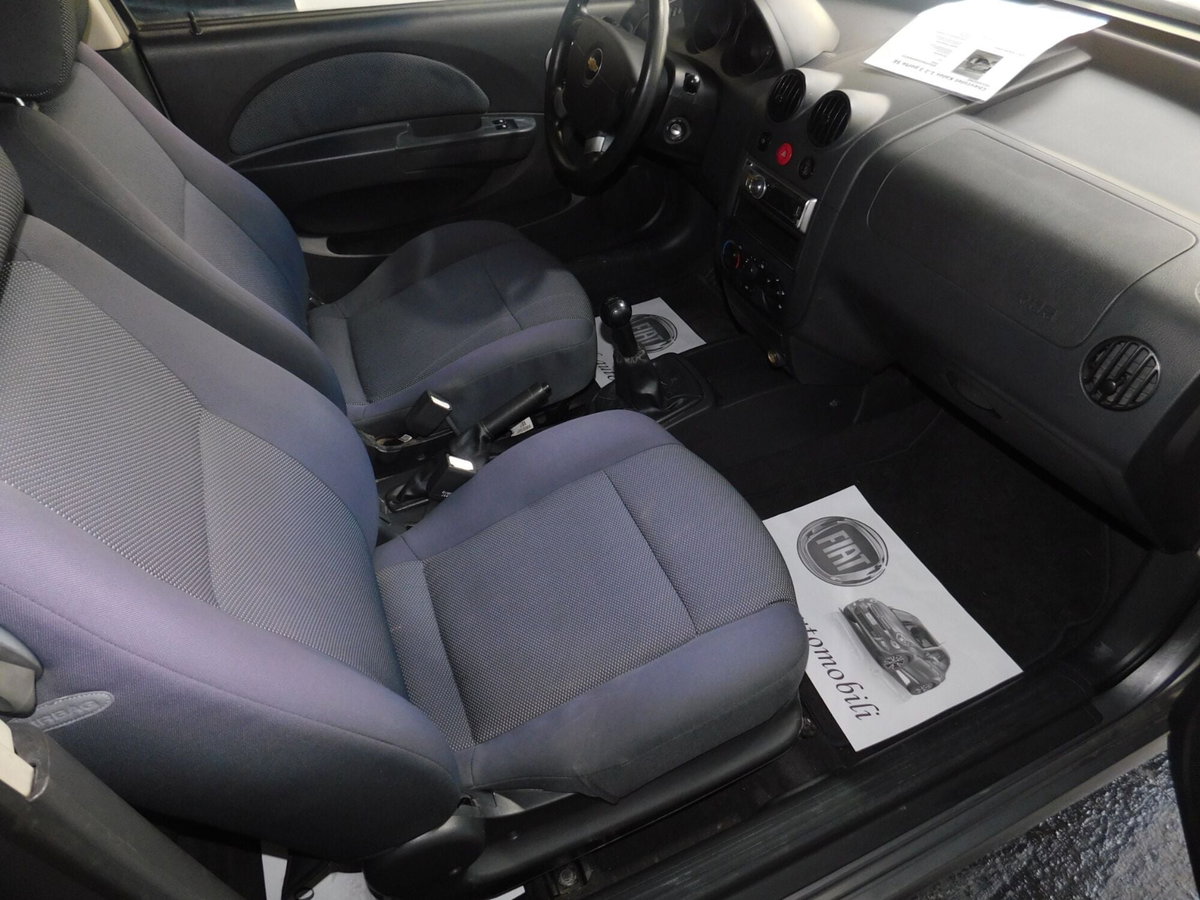 Chevrolet Kalos 1.2 3 porte SE (9)
