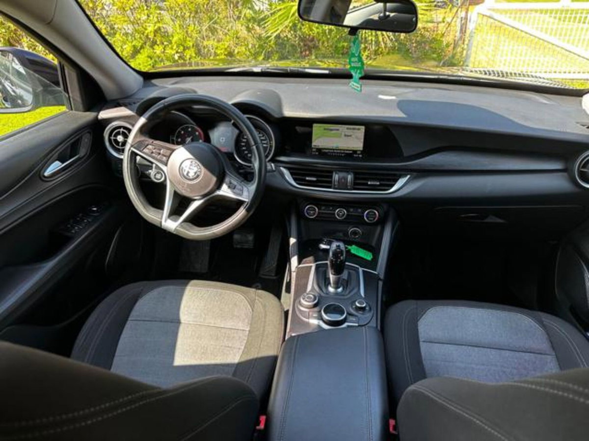 Alfa Romeo Stelvio Stelvio 2.2 Turbodiesel 210 CV AT8 Q4 Business (10)