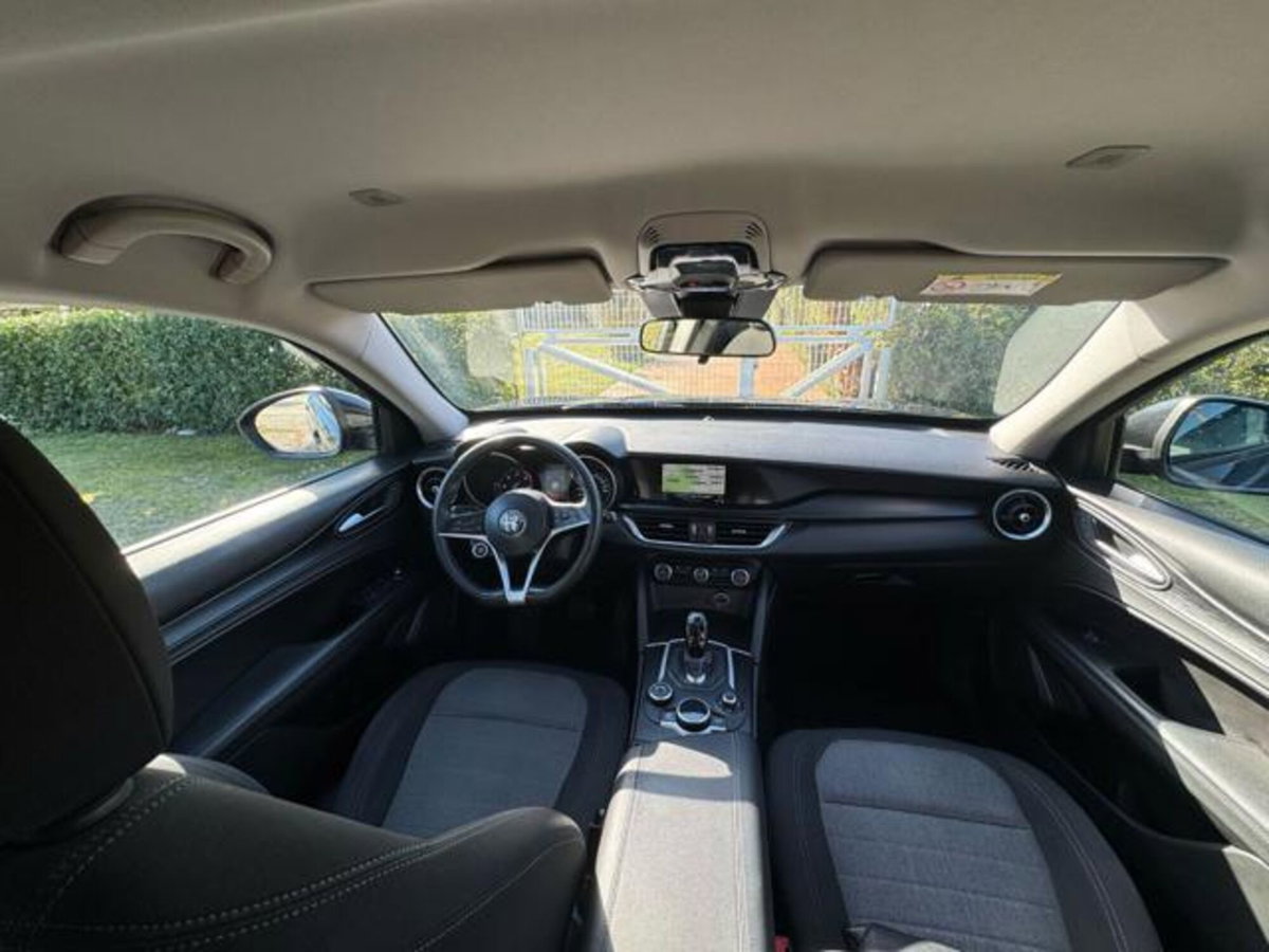 Alfa Romeo Stelvio Stelvio 2.2 Turbodiesel 210 CV AT8 Q4 Business (12)