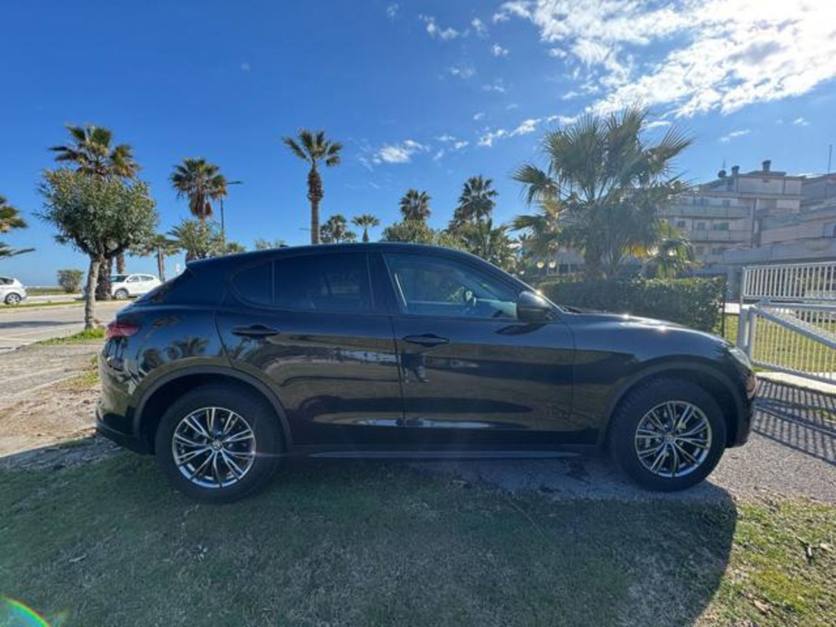 Alfa Romeo Stelvio Stelvio 2.2 Turbodiesel 210 CV AT8 Q4 Business (7)