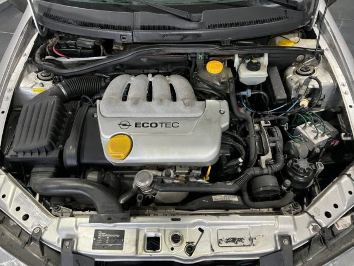 Opel Tigra 16V cat (12)