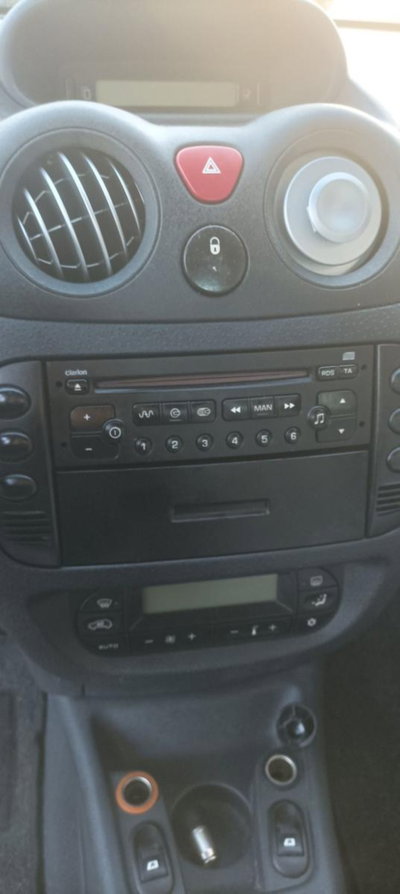Citroen C3 Cabrio 1.4 (11)