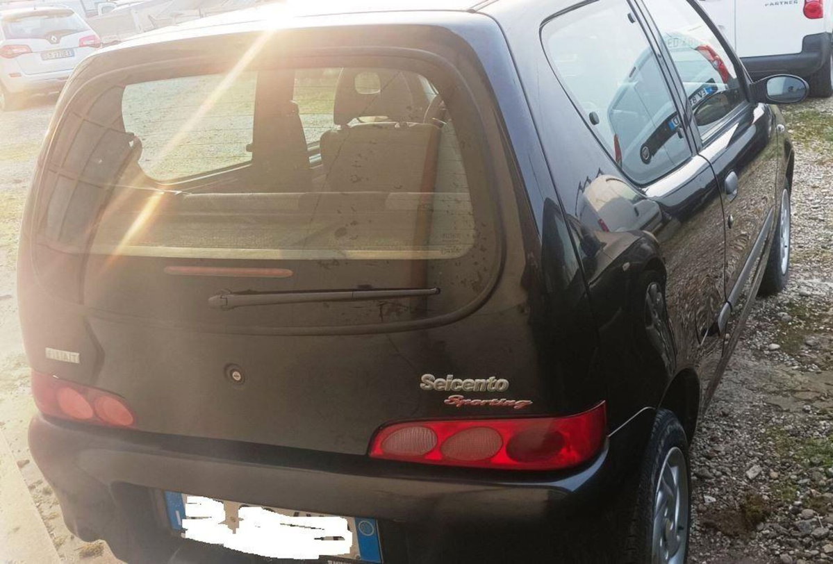 Fiat Seicento 1.1i cat Sporting (3)