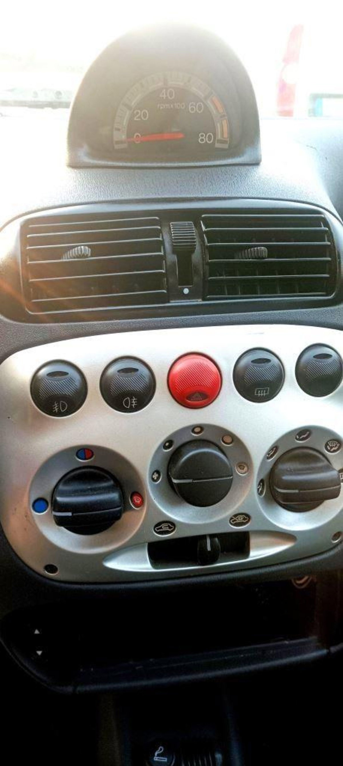 Fiat Seicento 1.1i cat Sporting (4)