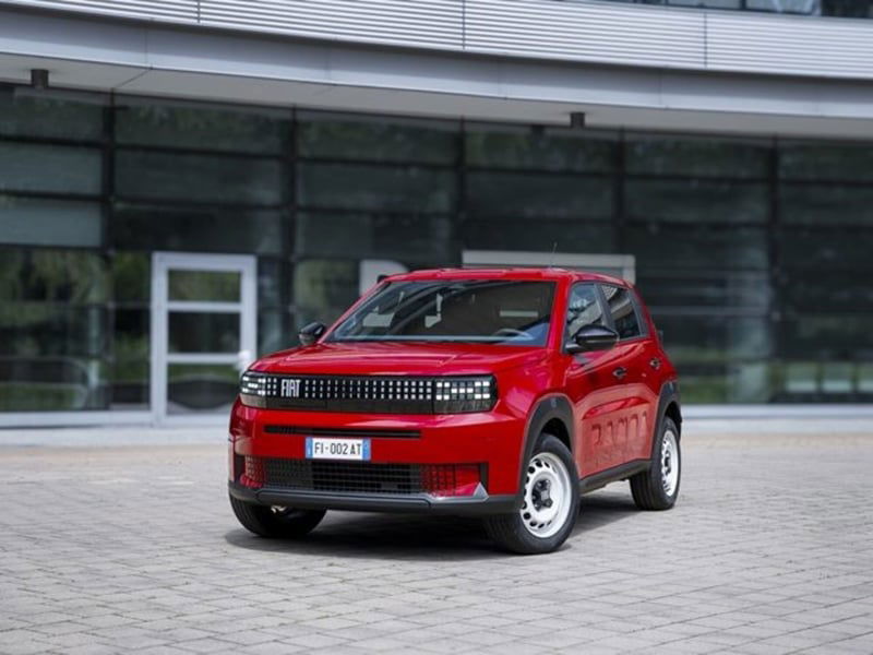 Fiat Grande Panda 44 kWh Red