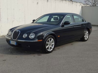 Jaguar S-Type 3.0 V6 cat Executive  usata
