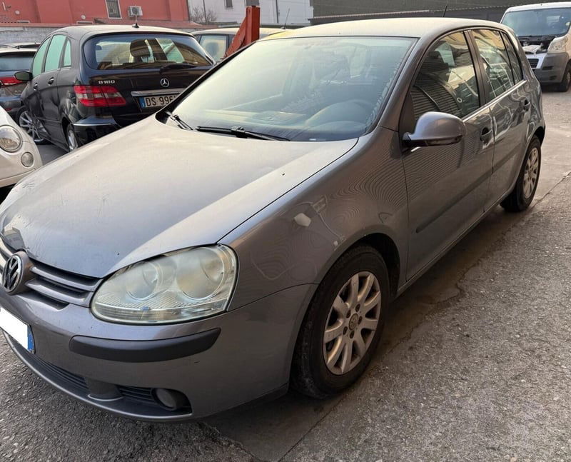 Volkswagen Golf 1.9 TDI 5p. Sportline