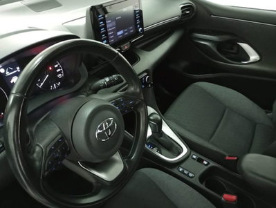 Toyota Toyota C-HR 2.0 Hybrid E-CVT Lounge (11)