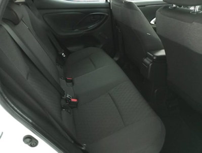 Toyota Toyota C-HR 2.0 Hybrid E-CVT Lounge (14)