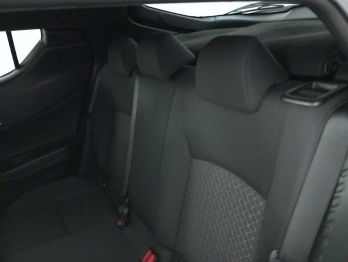 Toyota Toyota C-HR 2.0 Hybrid E-CVT Lounge (19)