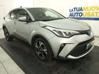 Toyota Toyota C-HR 2.0 Hybrid E-CVT Lounge (2)
