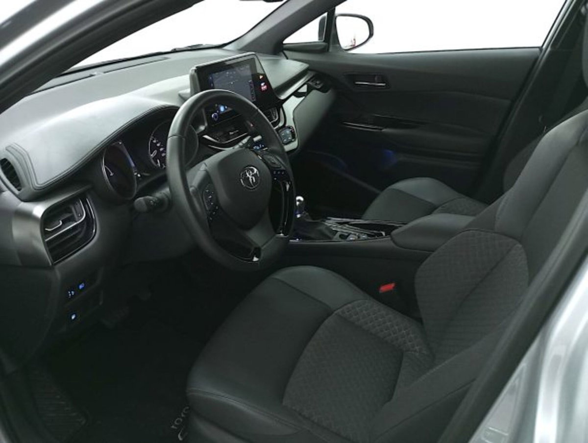 Toyota Toyota C-HR 2.0 Hybrid E-CVT Lounge (20)