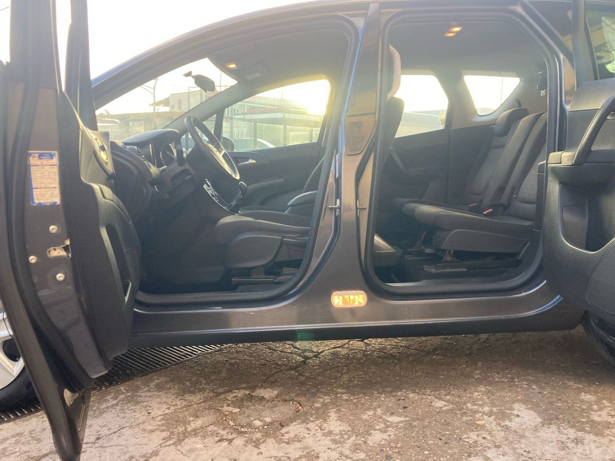 Opel Meriva 1.4 100CV Elective (14)