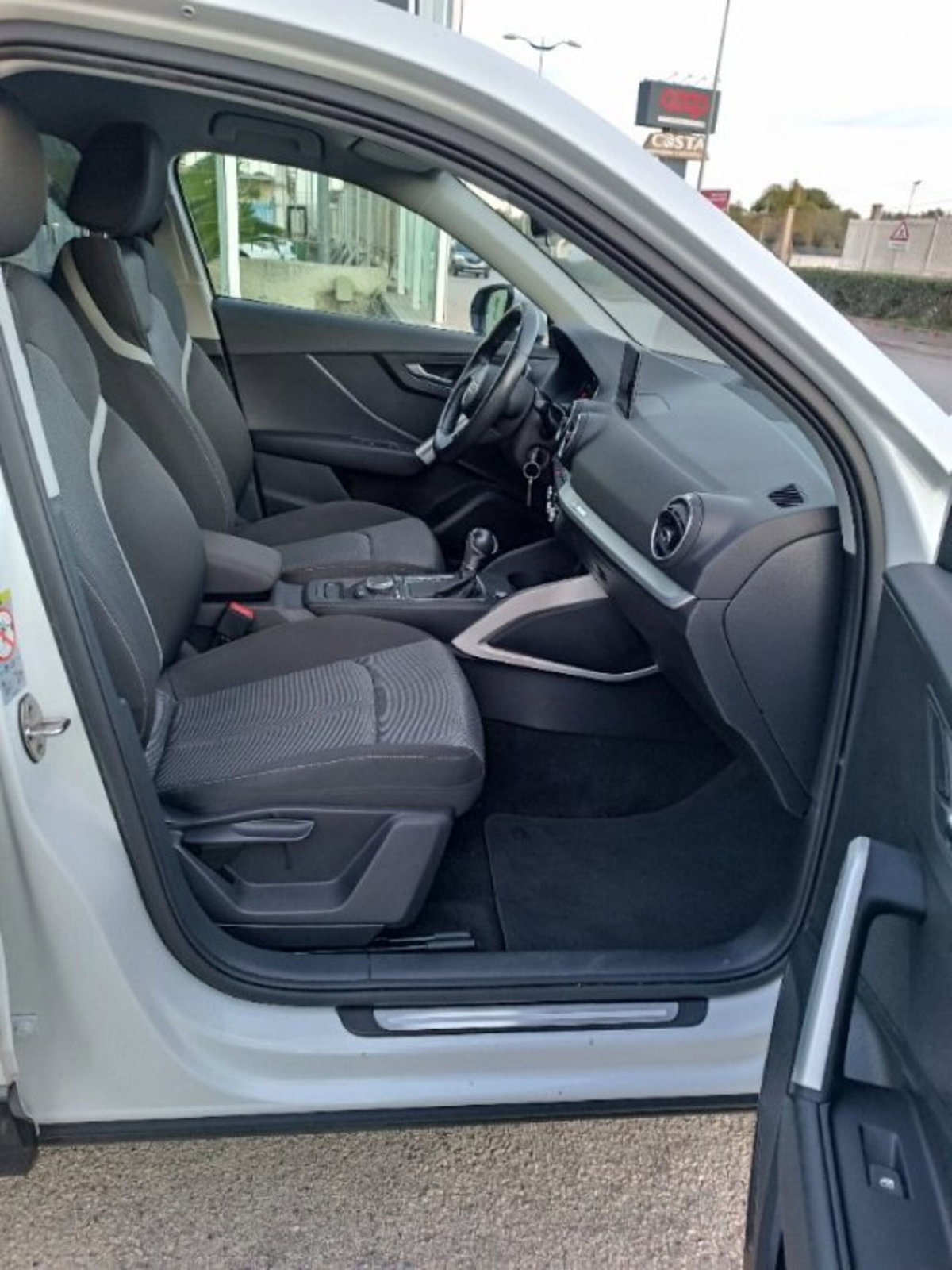 Audi Q2 Q2 30 TDI Identity Black (17)