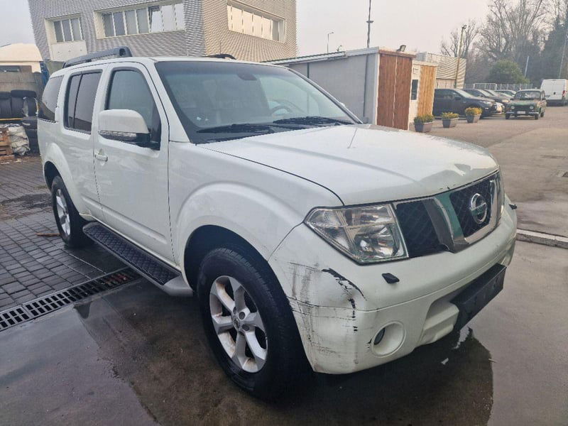 Nissan Pathfinder dCi LE Platinum