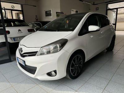Toyota Yaris 1.D-4D 5 porte Lounge usata