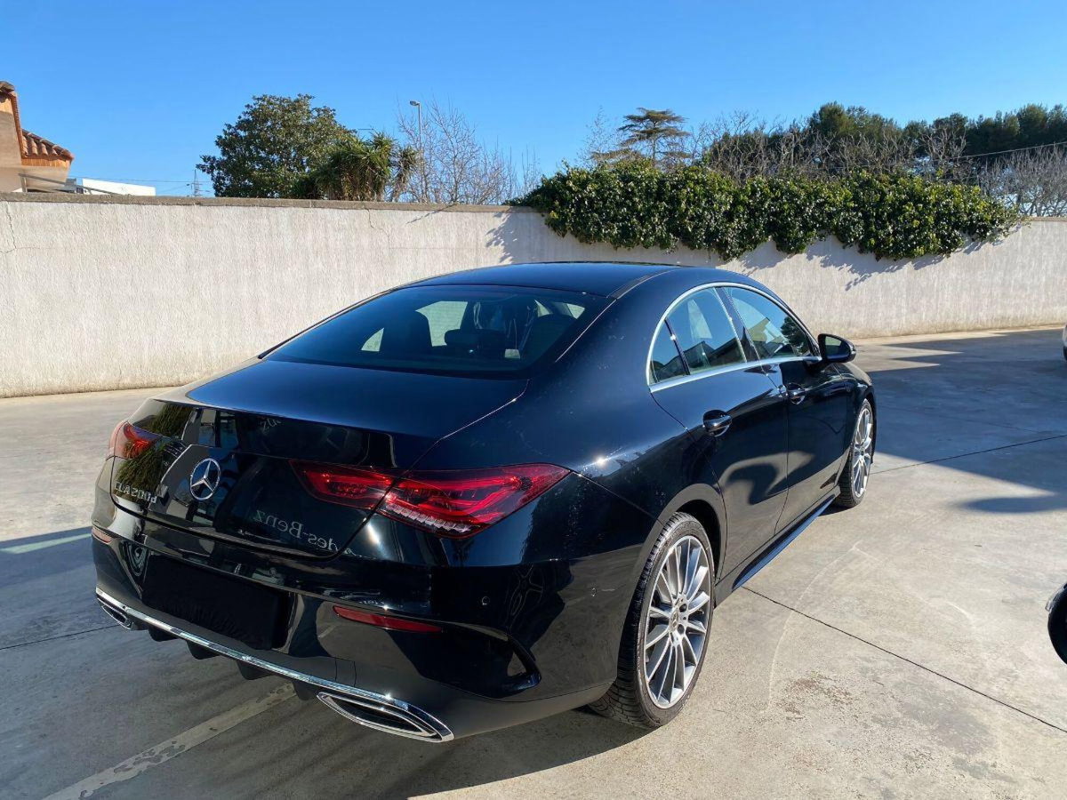Mercedes-Benz CLA 200 d Premium (3)