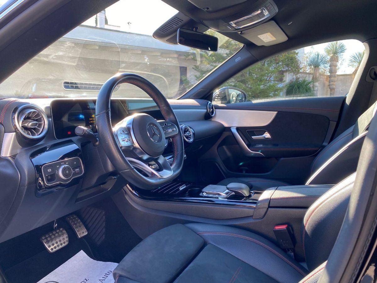 Mercedes-Benz CLA 200 d Premium (6)
