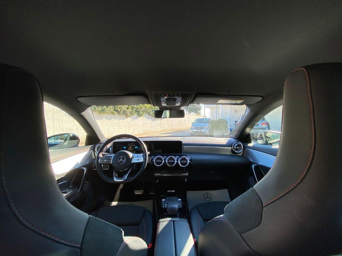 Mercedes-Benz CLA 200 d Premium (7)
