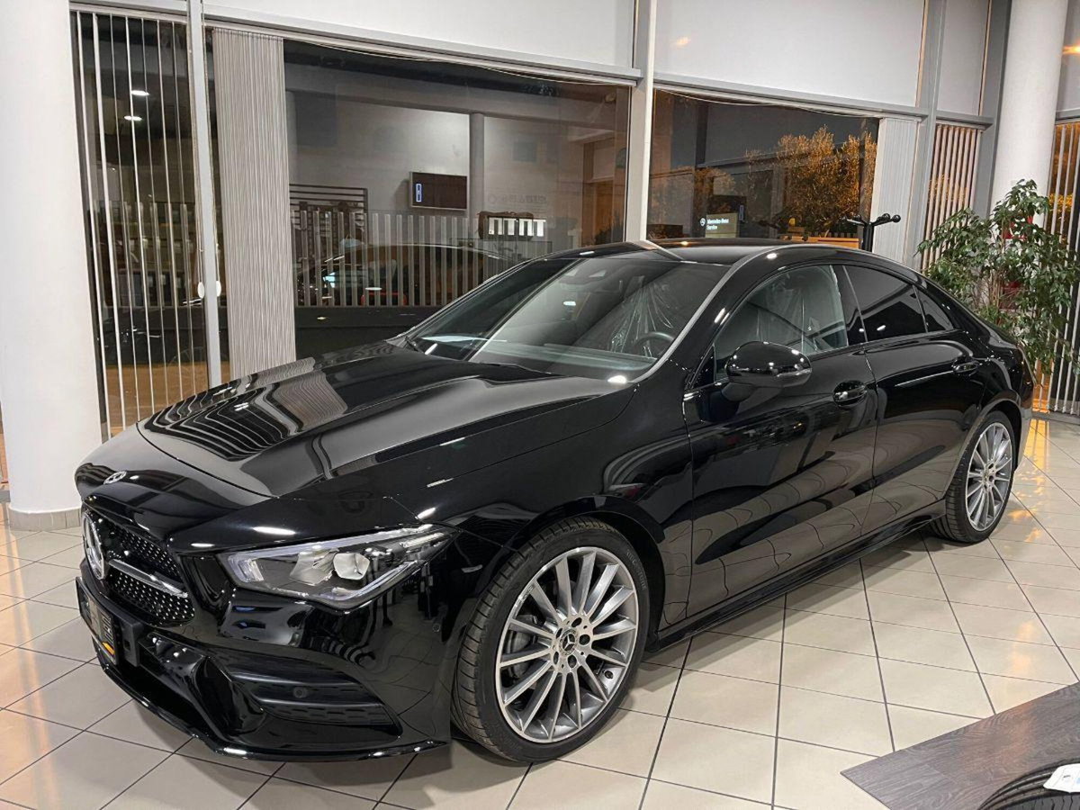 Mercedes-Benz CLA 200 d Premium (3)