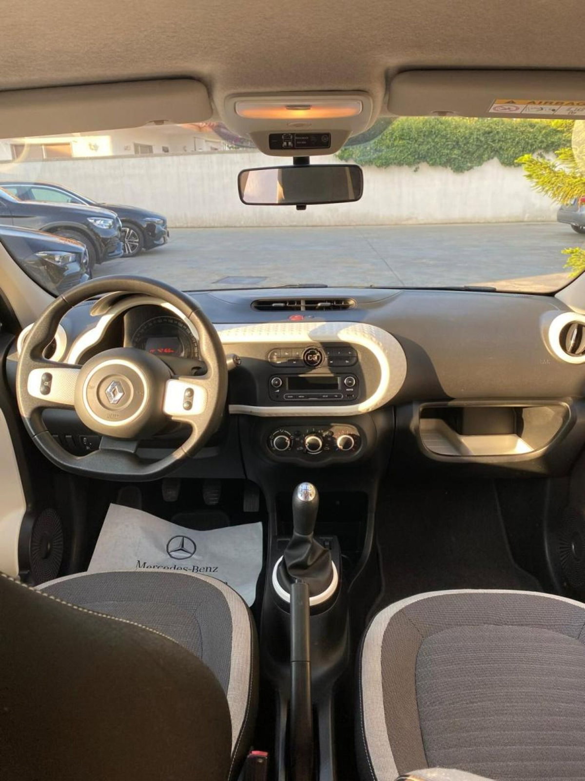 Renault Twingo SCe Zen (8)