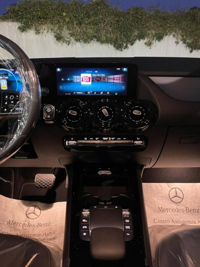 Mercedes-Benz GLA SUV 200 d Automatic Business (10)