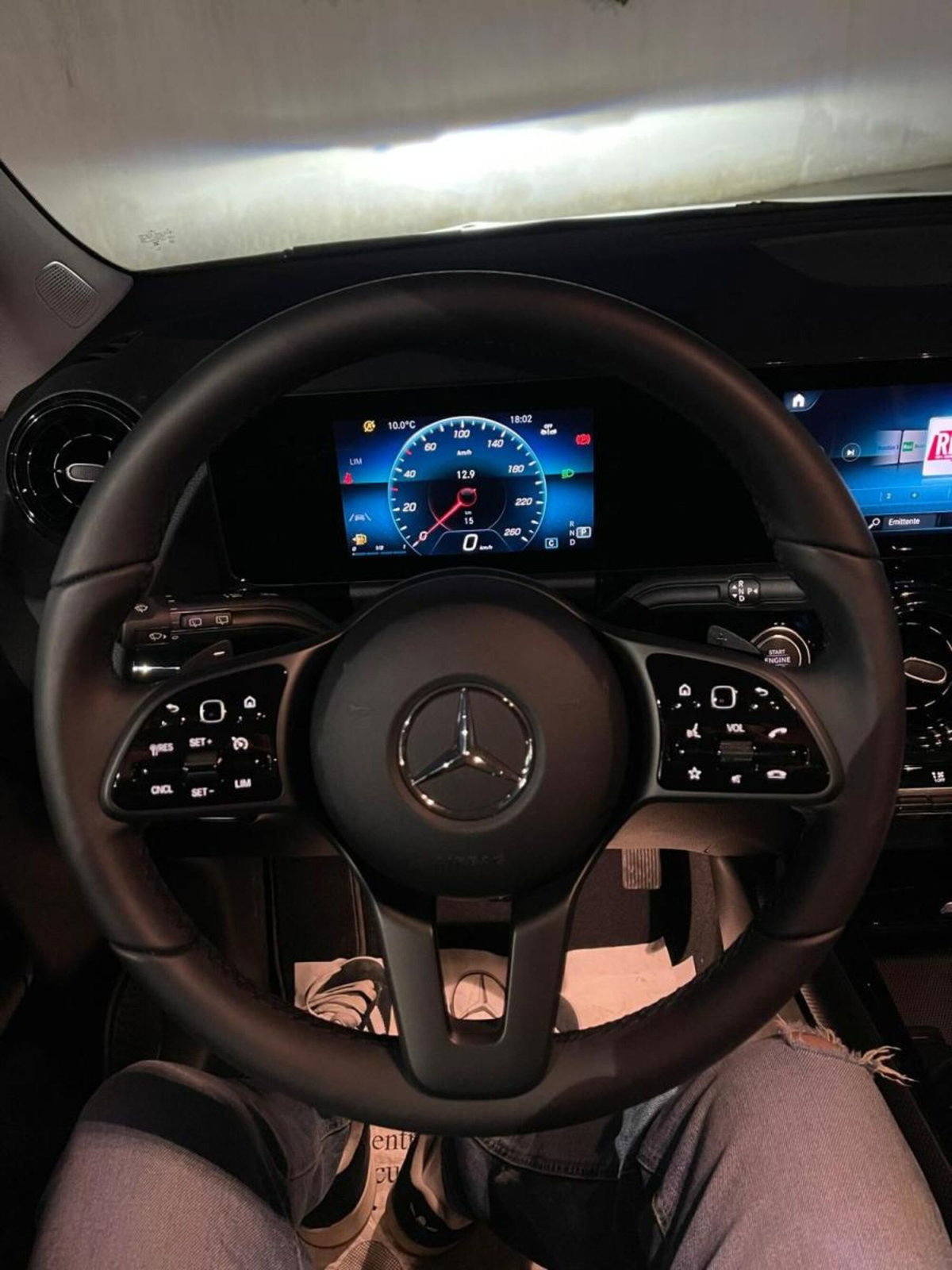 Mercedes-Benz GLA SUV 200 d Automatic Business (12)