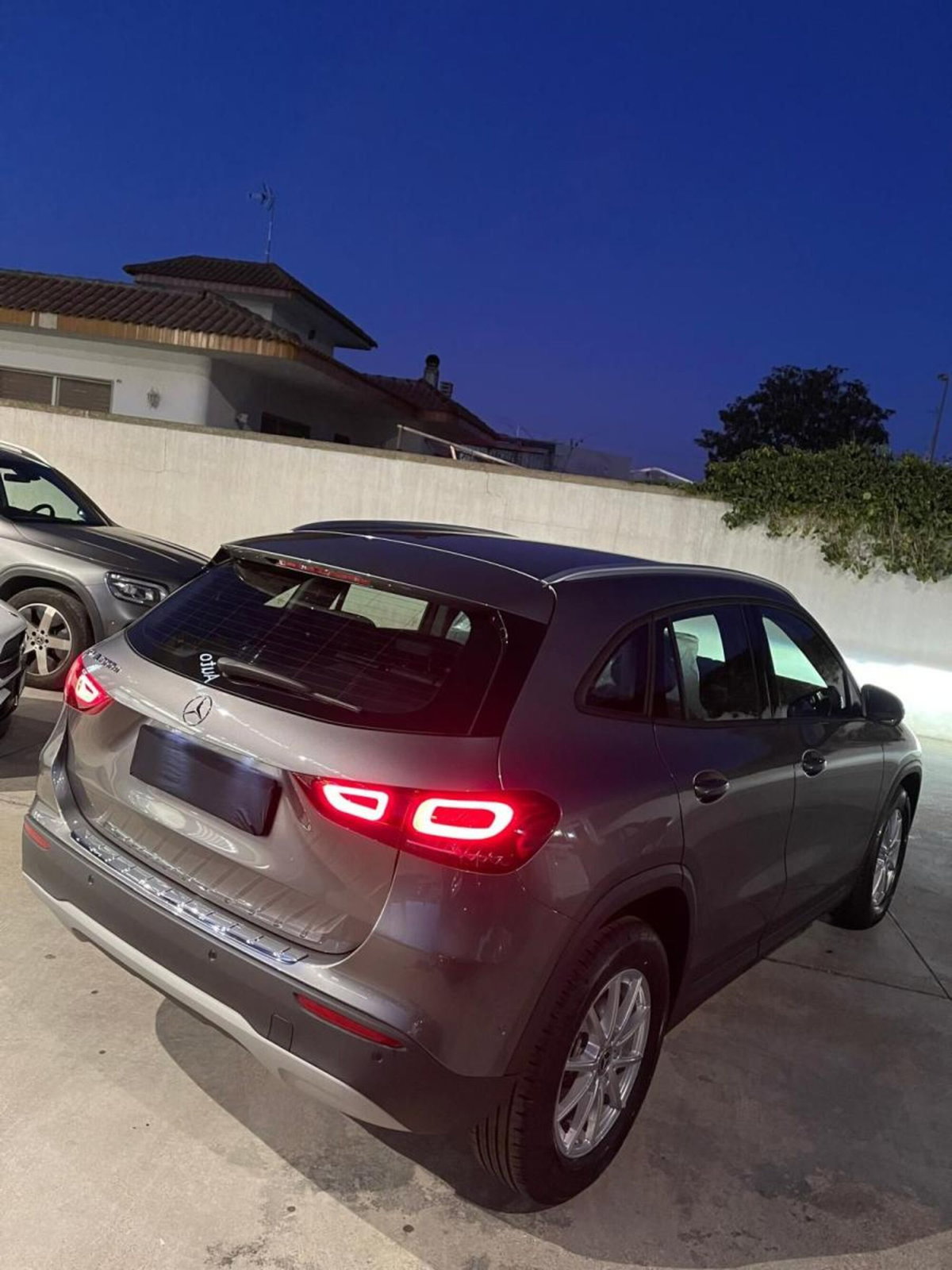 Mercedes-Benz GLA SUV 200 d Automatic Business (4)