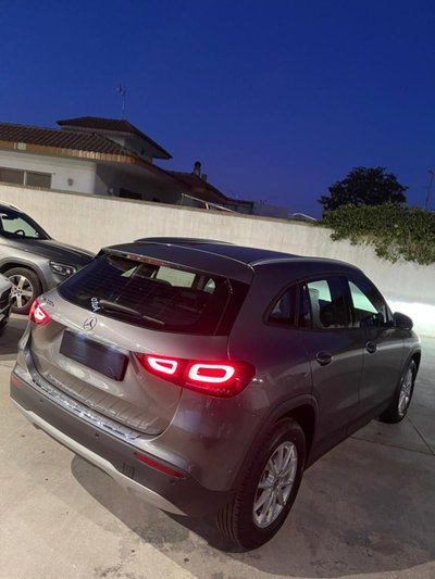 Mercedes-Benz GLA SUV 200 d Automatic Business (4)